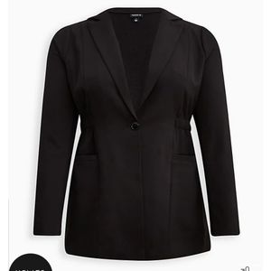 Torrid 1X Studio Crepe Cinch Waist Blazer